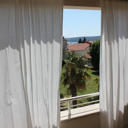Apartment Oaza Regi Medulin
