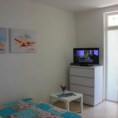Apartment Oaza Regi *